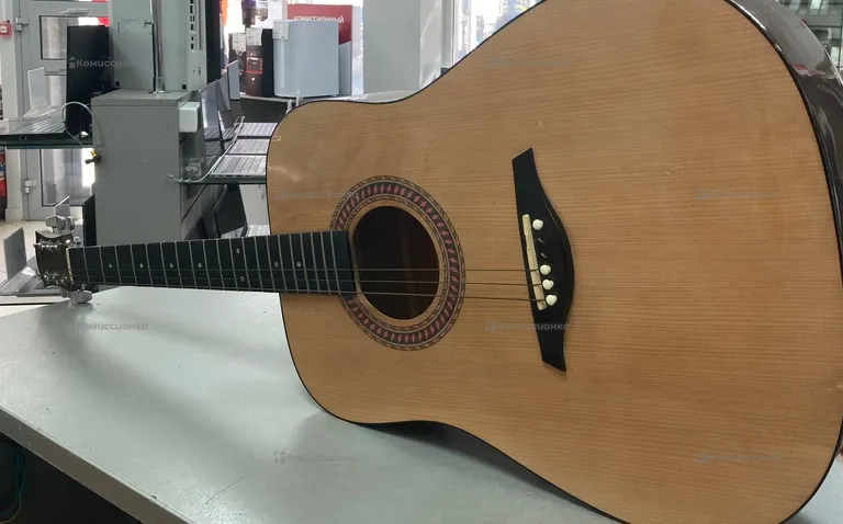 Гитара HOHNER HW220