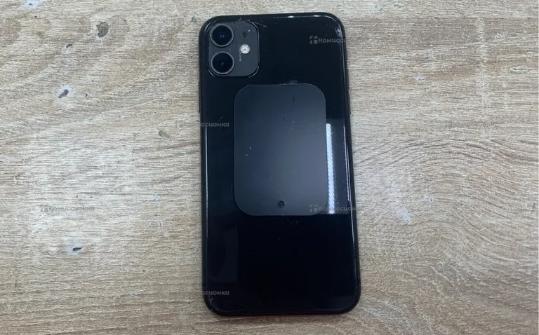 Apple iPhone 11 64 ГБ