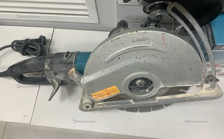Штроборез makita 4112S