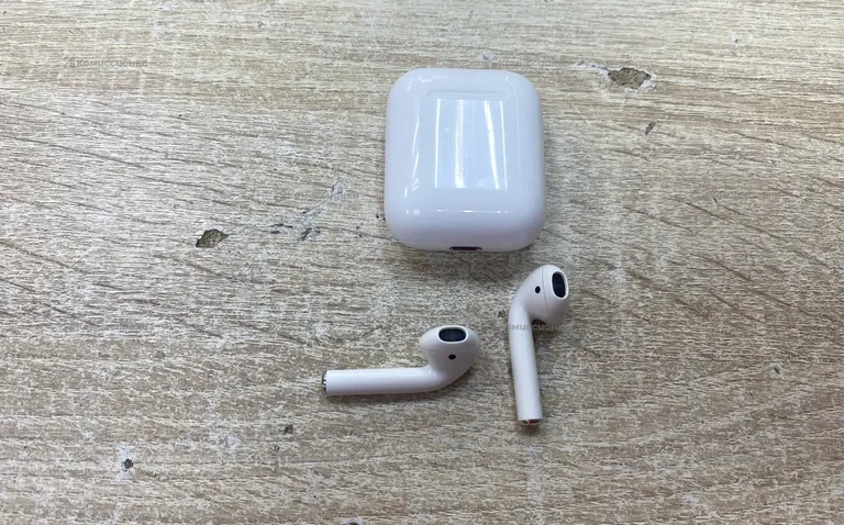 Наушники Apple AirPods Gen 1