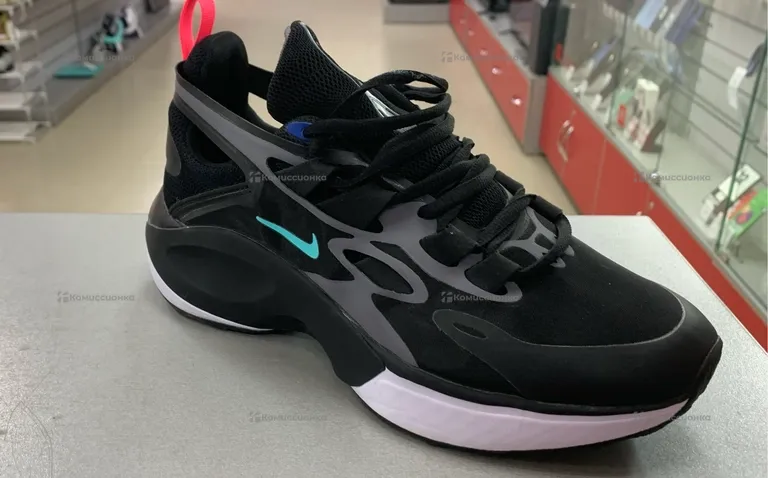Кроссовки Nike Signal 42 Rep