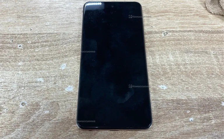 Infinix HOT 40i 4/128 ГБ