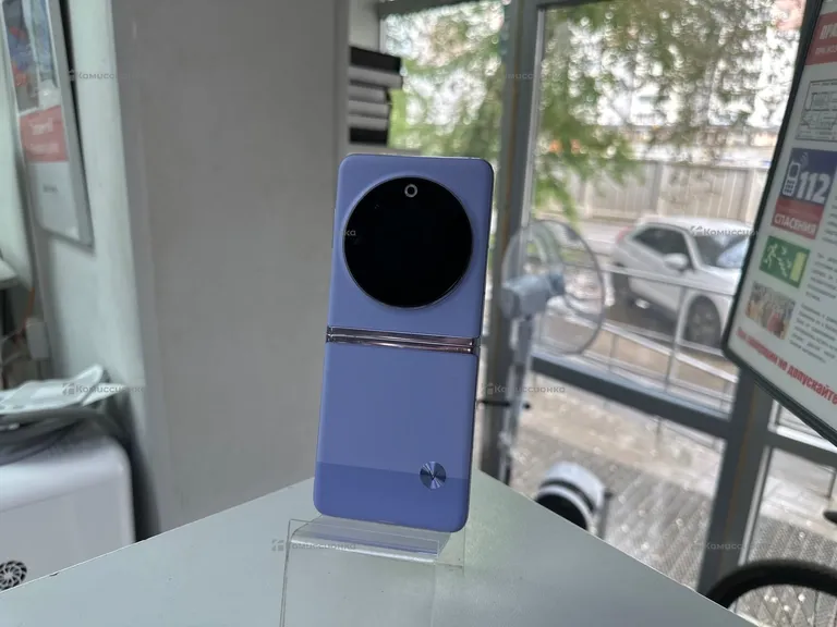 Tecno PHANTOM V Flip 5G 8/256 ГБ