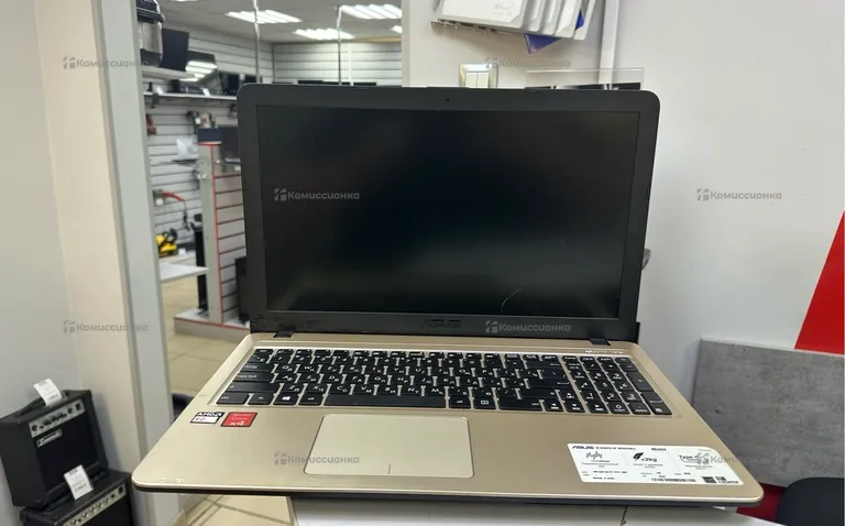 Ноутбук  asus r540y
