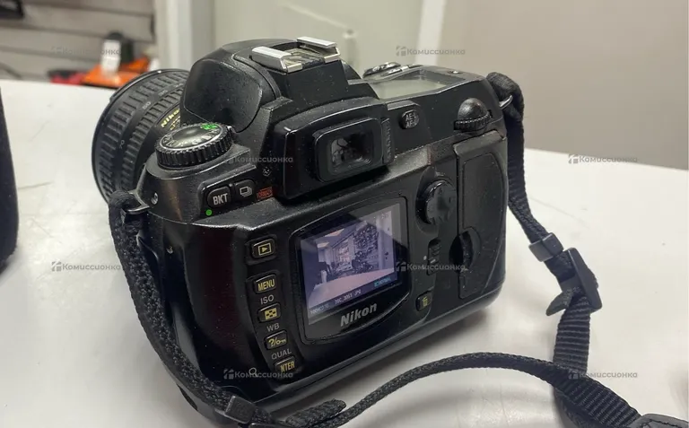 Фотоаппарат Nikon d70 с объективом AF-S nikkor 18-