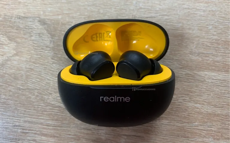 Наушники  realme buds t100