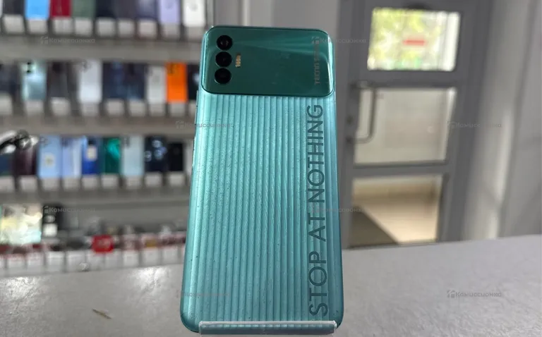 Tecno spark 8p 4/128