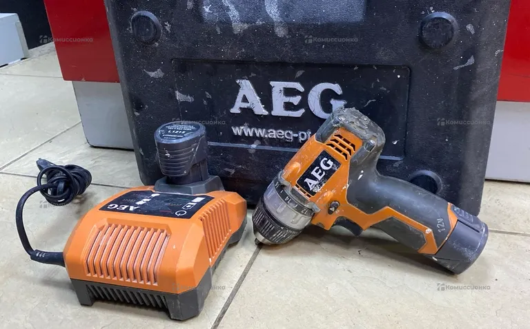 Дрель-шуруповерт AEG BS 12 C