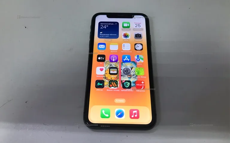 Apple iPhone 11 64 ГБ