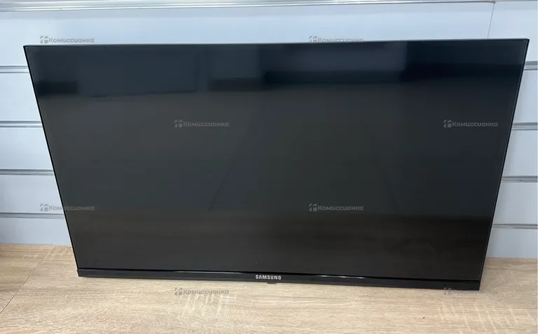 Телевизор Samsung 32G8000