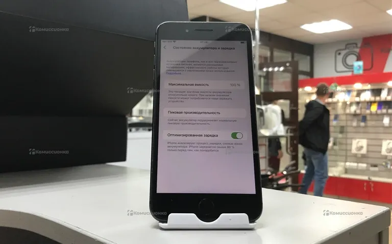 Apple Apple iPhone 8 Plus 64 GB