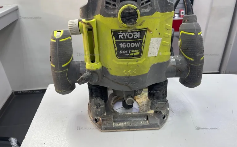 Фрезер Ryobi RRT1600-K
