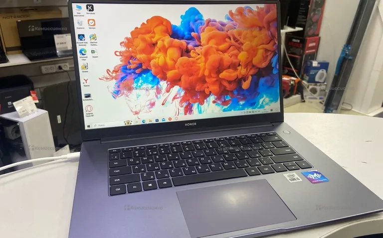 Ноутбук Huawei  i5-10210U/8RAM/512SSD