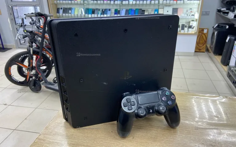 Приставка Sony PS4 slim 500GB