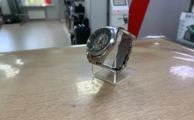 Часы Jasques Lemans 1-1909