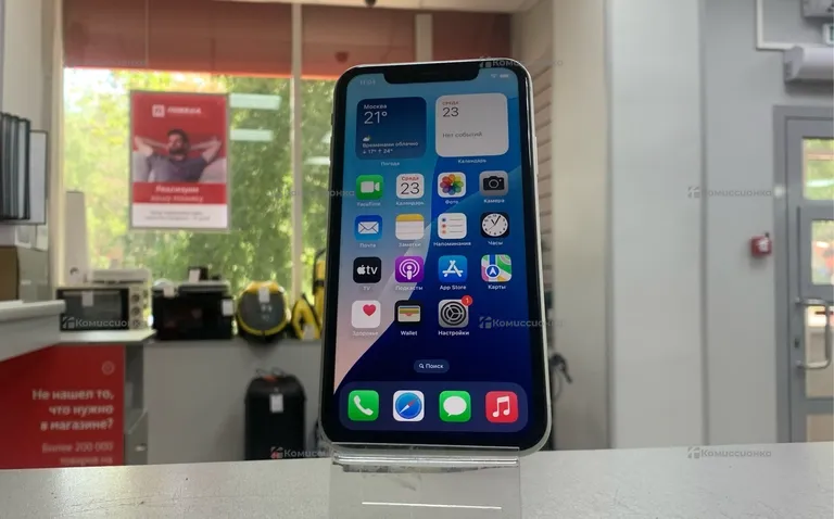 Apple IPhone 11 64 ГБ