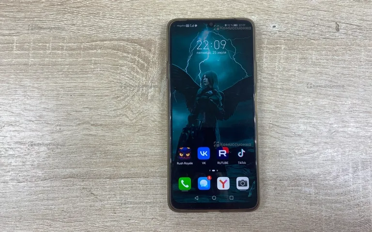 Huawei nova Y72 8/128 Гб