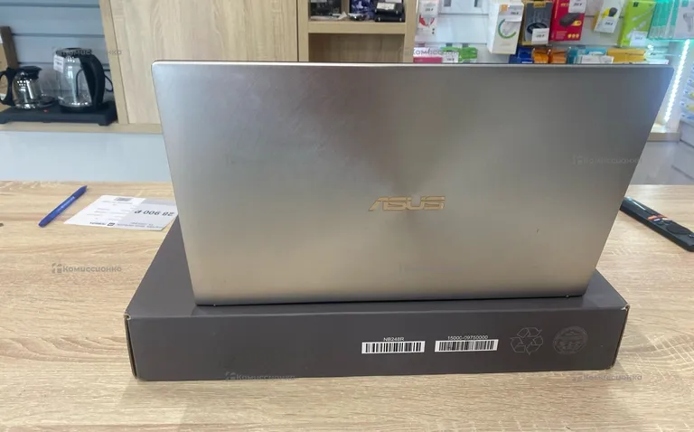 Ноутбук  asus zenbook 15  UX534F