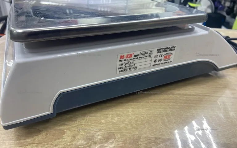 Весы  MER 322ac