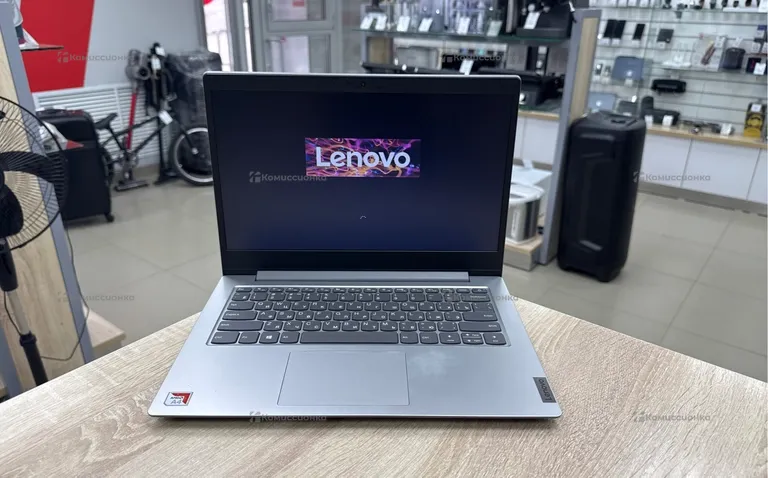 Ноутбук Lenovo 81vs