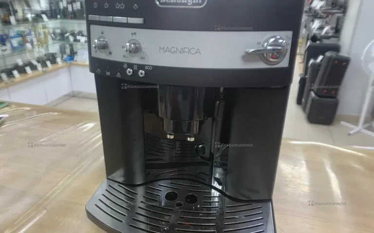 Кофемашина Delonghi Magnifica ESEAM 3000