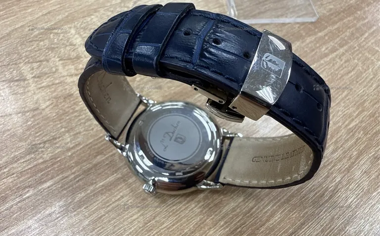 Кварцевые наручные часы L'Duchen "Vintage" D 821.1