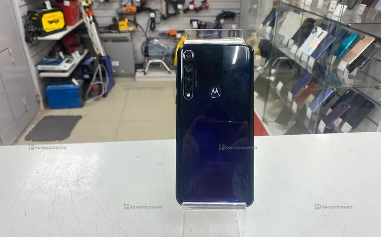 Motorola Moto G8 Plus 4/64Gb
