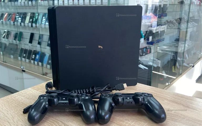 Приставка PS4. Slim 1TB.