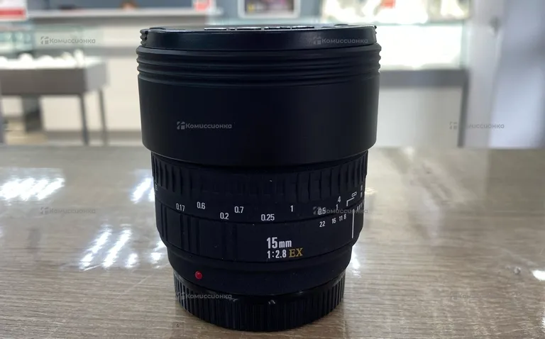 Объектив  Sigma Fisheye 180 15 mm