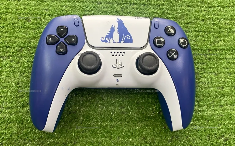 PlayStation- Dualsense Ragnarok Limited Edition