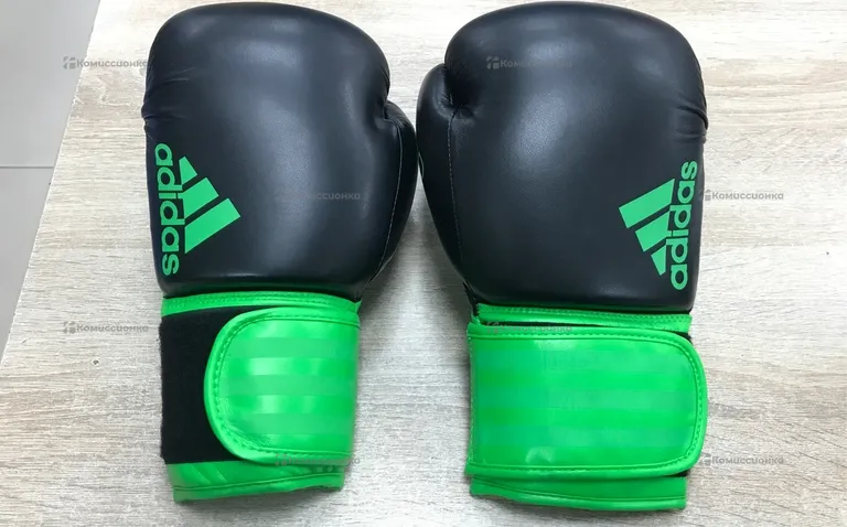 Перчатки боксерские Adidas Hybrid 100