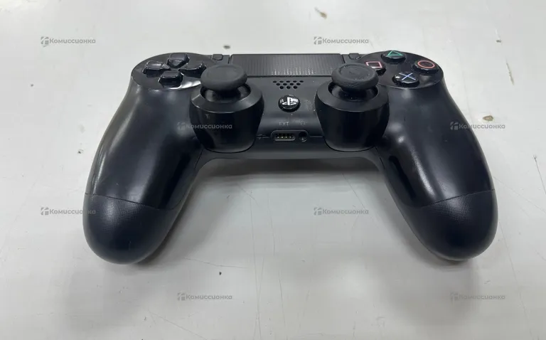 джойстик на ps4