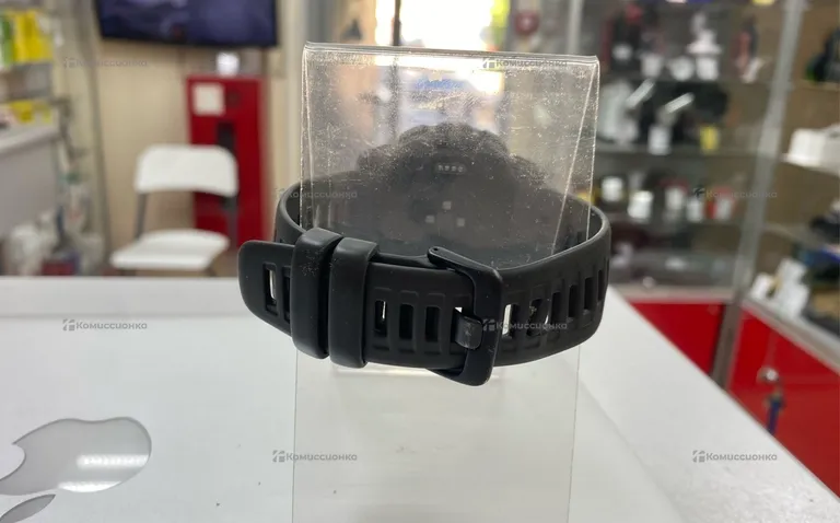 Часы  garmin instinct