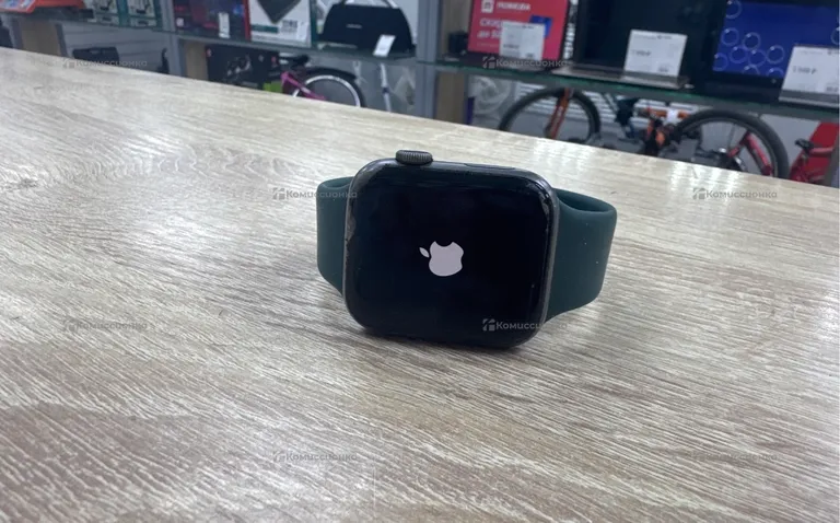 Часы  Apple Watch 4 44mm