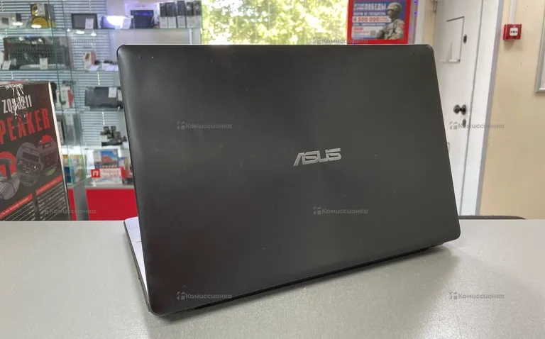 Ноутбук ASUS X550CC