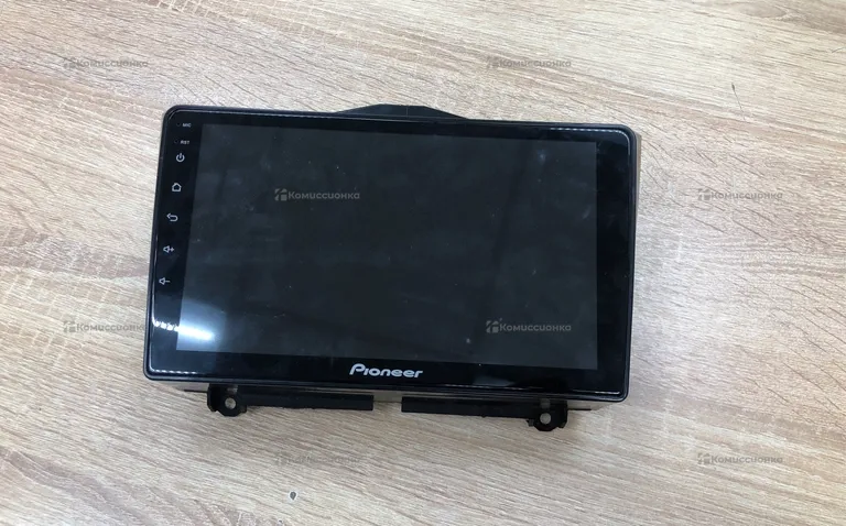 Автомагнитола  pioneer