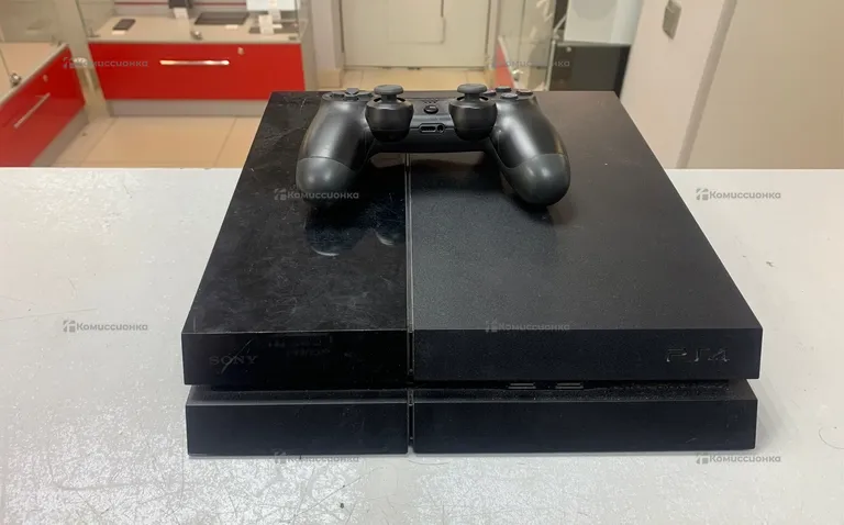 Приставка PS4. PS4 Fat 512