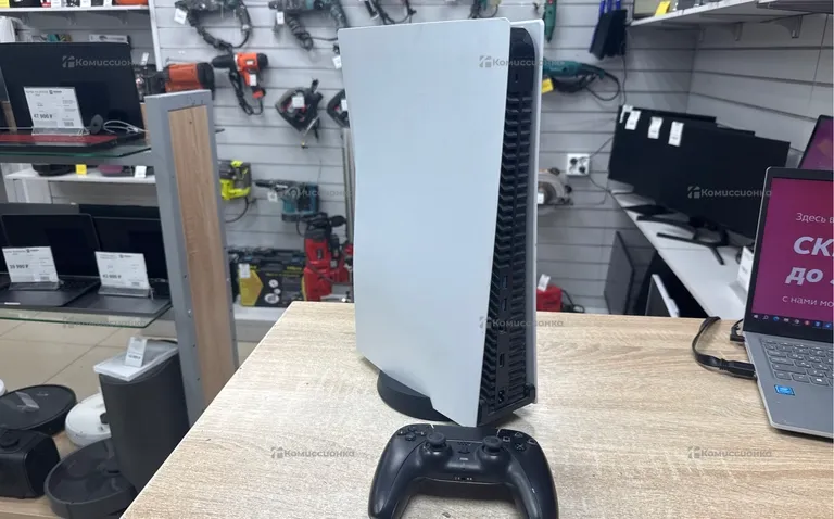 Приставка Sony PlayStation 5