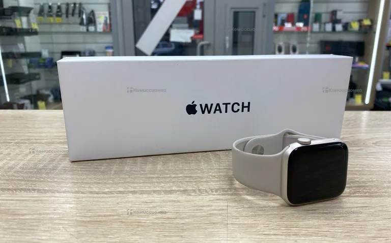 Часы Apple Watch SE gen2 44mm