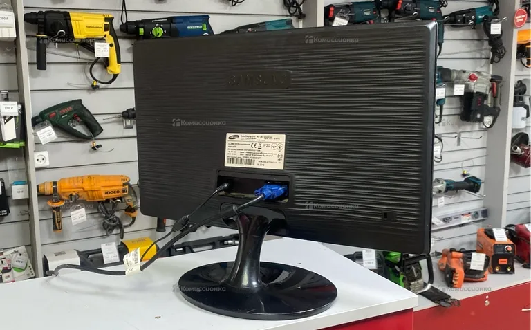 Монитор Samsung LS19B150NS