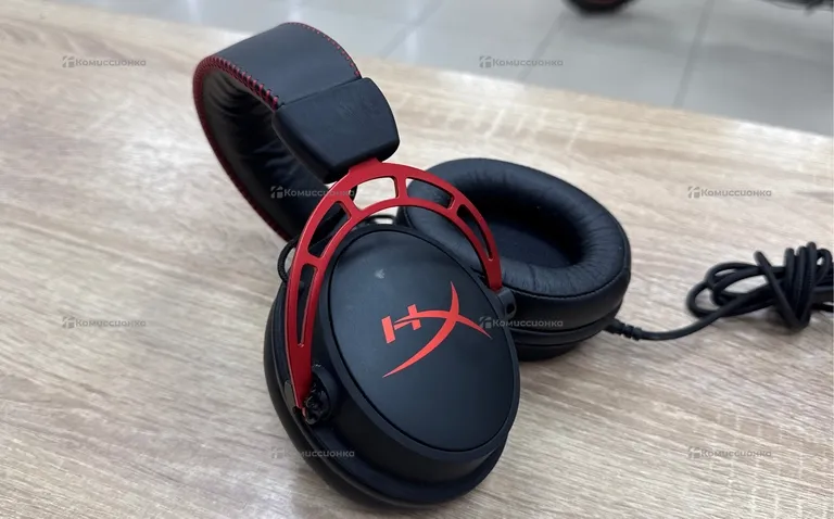 Наушники HyperX