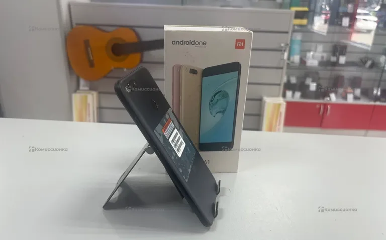 Xiaomi Mi A1 4/64 ГБ