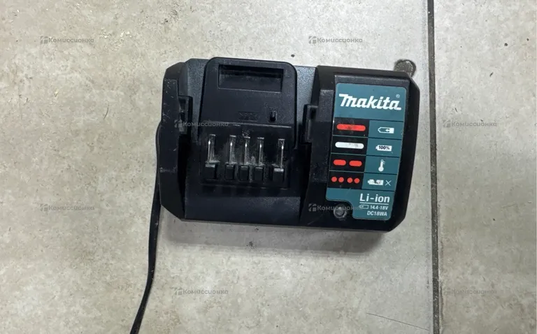 Зарядное устройство Makita DC18WA U