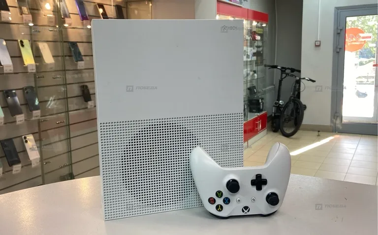 Xbox One S 1 ТБ