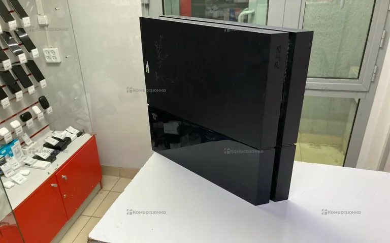 Приставка Sony PlayStation 4 Fat 500 ГБ
