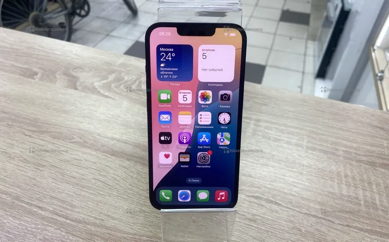 Apple iPhone 13 128 ГБ.