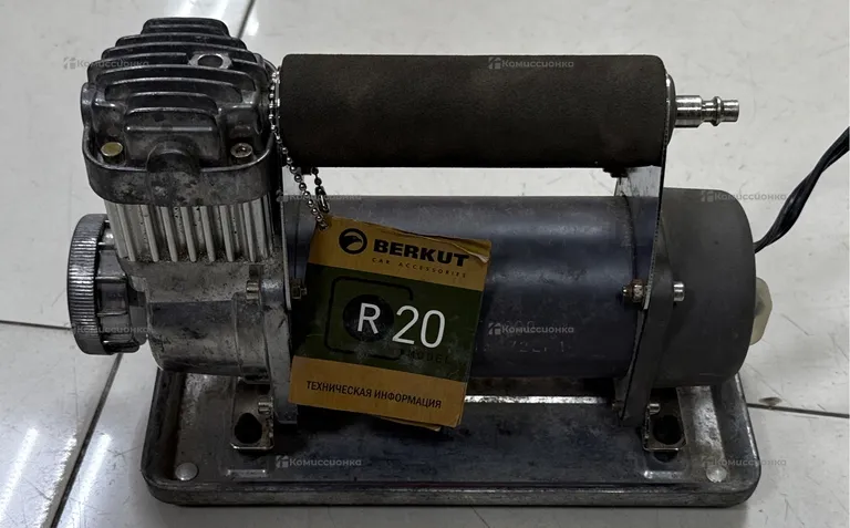 Авто насос Berkut R20