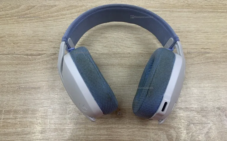 Наушники  Logitech G435