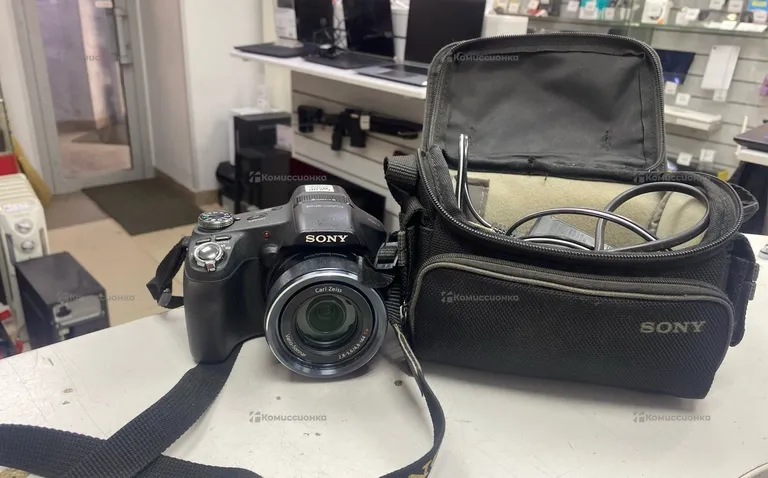 Фотоаппарат  Sony Cyber-shot DSC-HX100V