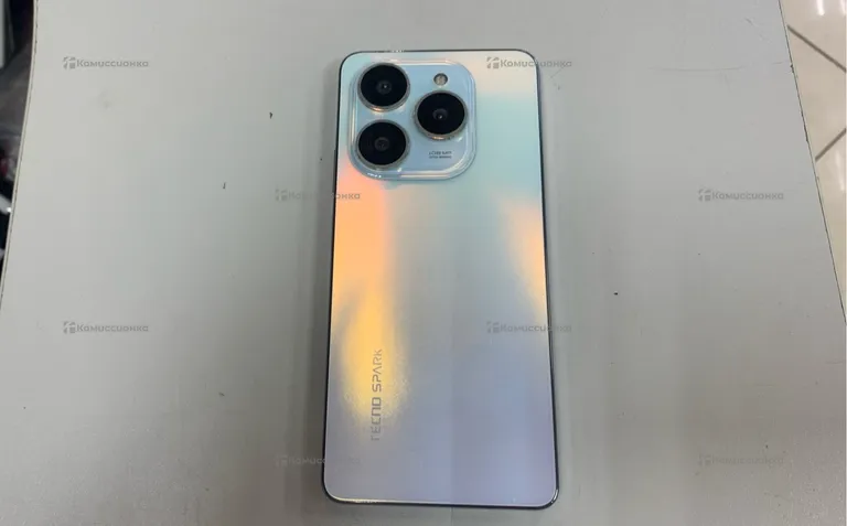 Tecno Spark 20 Pro 12/256 ГБ